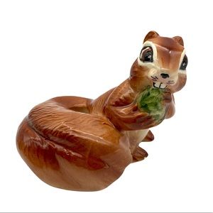Vintage kitsch ceramic USA squirrel figurine